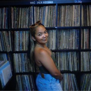 Meet your Posher, Sophary